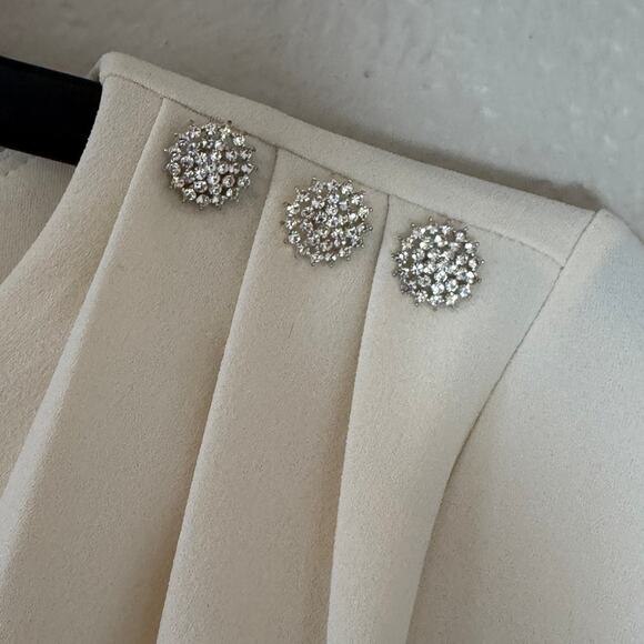 Women's Express Cream Stretch Embellished Button Shoulder  Sheath Dress Sz M - Picture 5 of 8